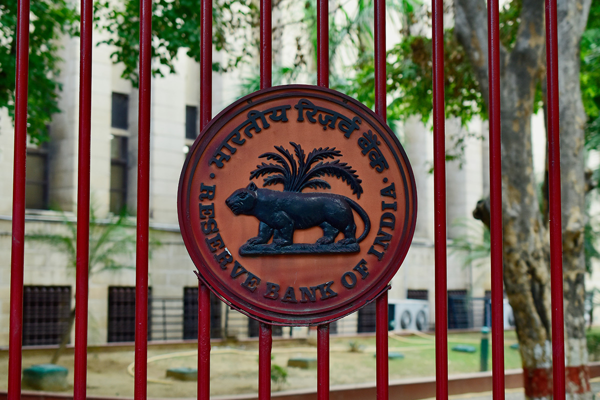RBI Asked to Return the Property Papers to the Borrowers Within 30 Days of Repayment
